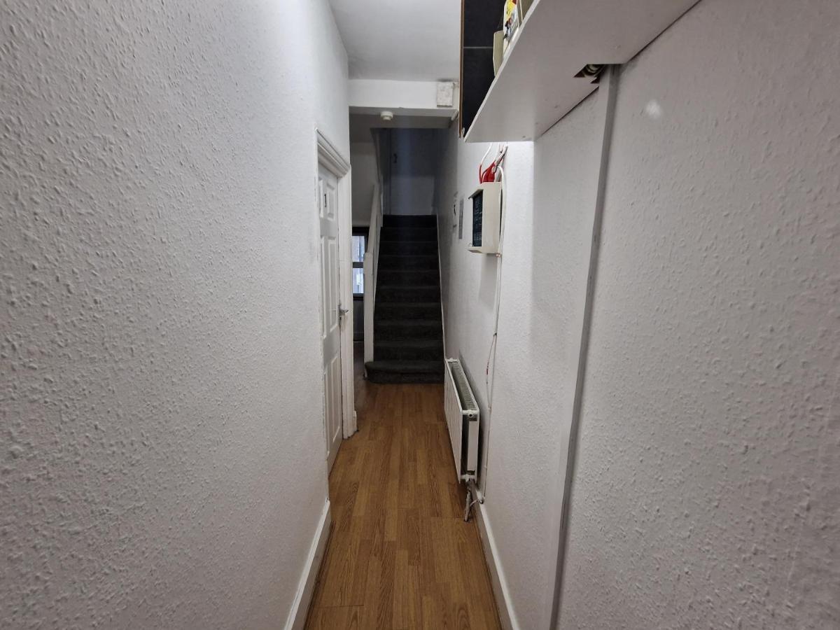 City Budget Guesthouse Лондон Екстер'єр фото